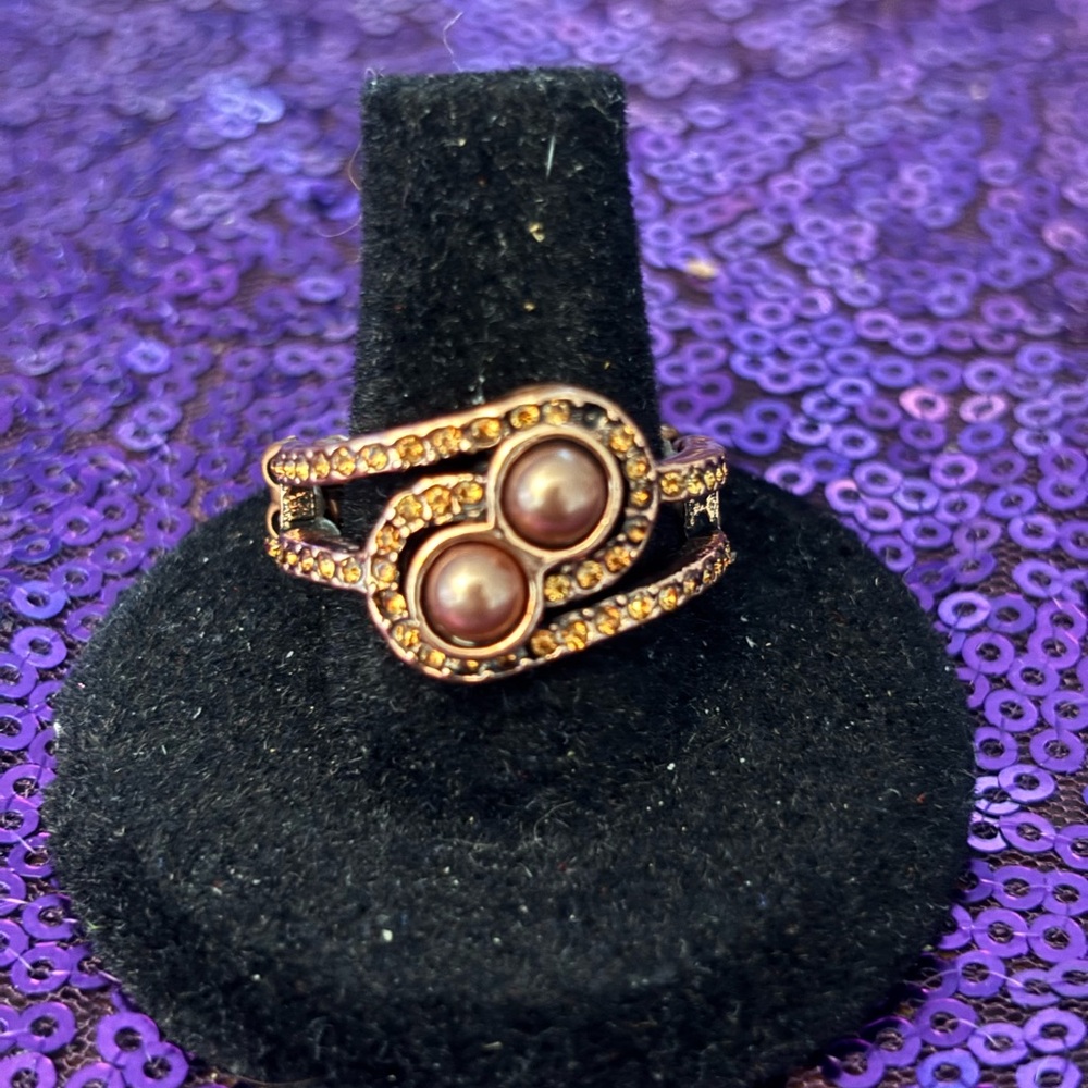 paparazzi Gold-Tone Ring with Brown Pearls and Amber Accents